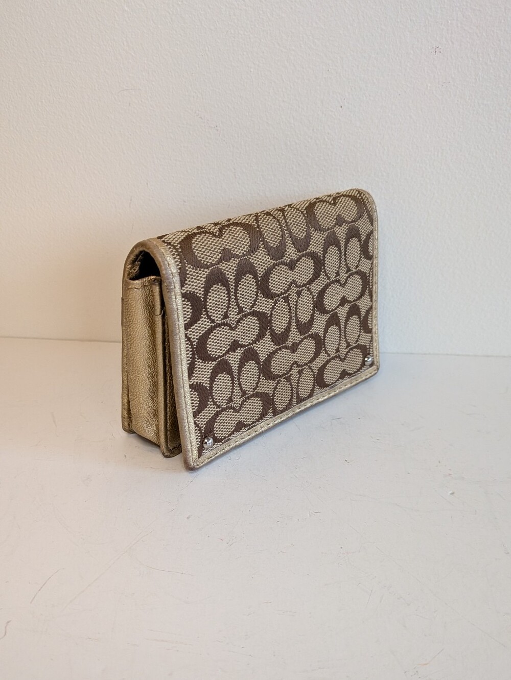 vintage Y2K Coach Signature Canvas Compact Wallet Card Case Metallic Gold Trim